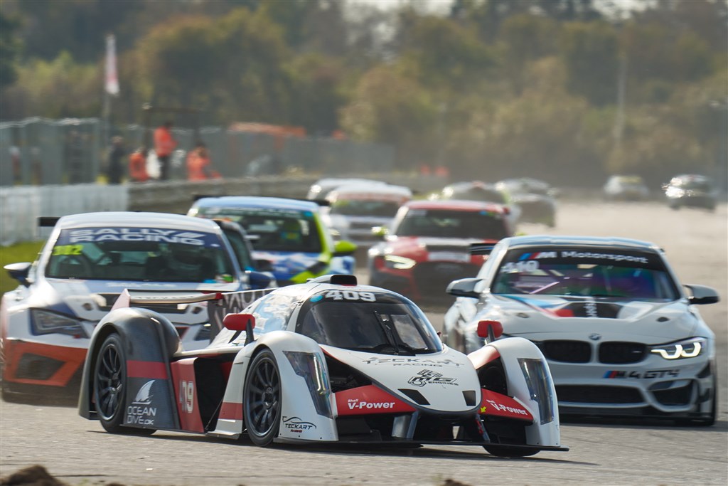 TecKart Racings Ligier JSP4 er en af de mere specielle biler i feltet ved weekendens sæsonpremiere i Danish Endurance Championship.
(Foto: Stumpphoto)